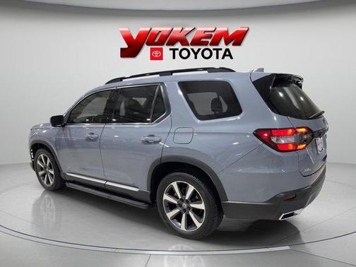 2023 Honda Pilot AWD Elite