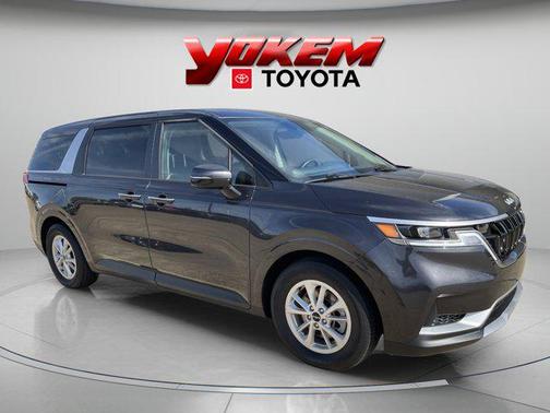 Panthera Metal 2024 Kia Carnival LX