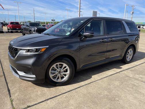 Panthera Metal 2024 Kia Carnival LX