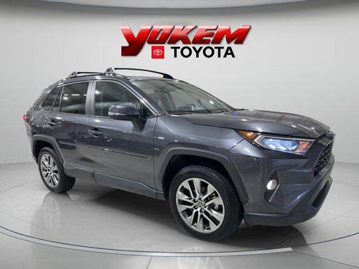 2020 Toyota RAV4 XLE Premium