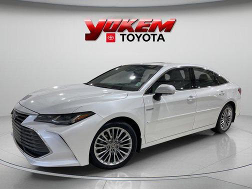 2021 Toyota Avalon Hybrid Limited