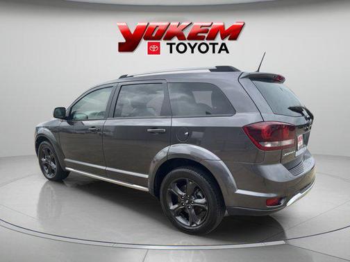 Granite Pearlcoat 2020 Dodge Journey Crossroad