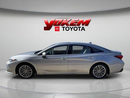 2020 Toyota Avalon Hybrid Limited