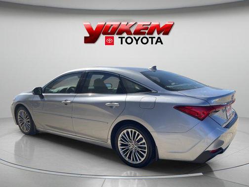 2020 Toyota Avalon Hybrid Limited