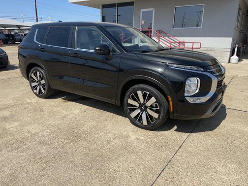 2025 Mitsubishi Outlander SE 2.5 2WD