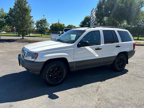2002 Jeep Grand Cherokee Sport