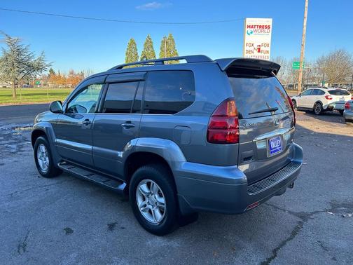 2004 Lexus GX 470 Sport Utility