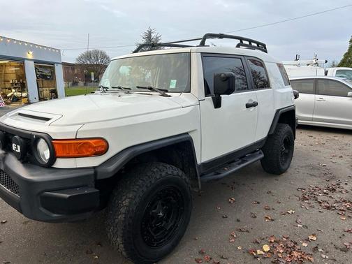 2010 Toyota FJ Cruiser Base