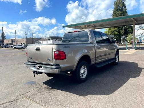 2003 Ford F-150 Lariat SuperCrew