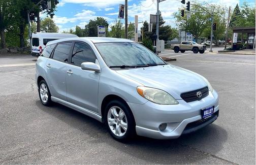 2006 Toyota Matrix Base