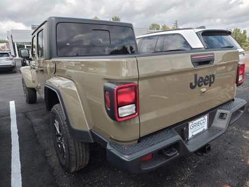 2025 Jeep Gladiator Sport