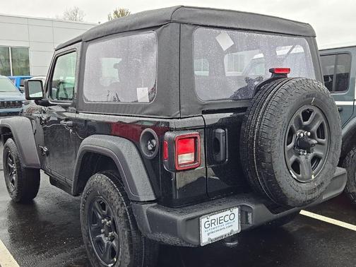 Black Clearcoat 2026 Jeep Wrangler Sport