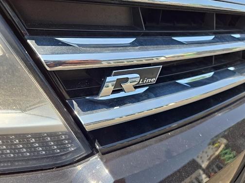 2019 Volkswagen Tiguan 2.0T SEL R-Line