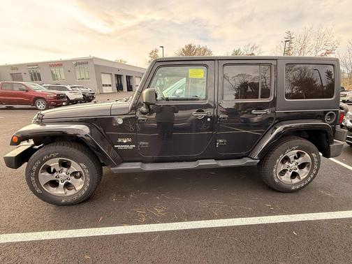 2017 Jeep Wrangler Unlimited Sahara