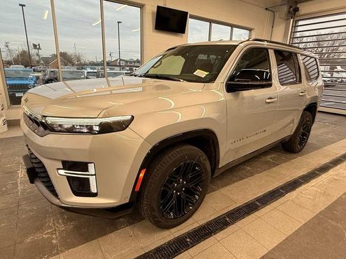 Silver Zynith 2026 Jeep Grand Wagoneer Limited Reserve
