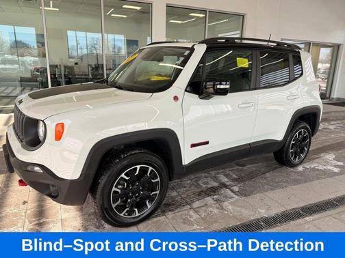 2023 Jeep Renegade Trailhawk
