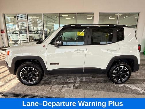 2023 Jeep Renegade Trailhawk