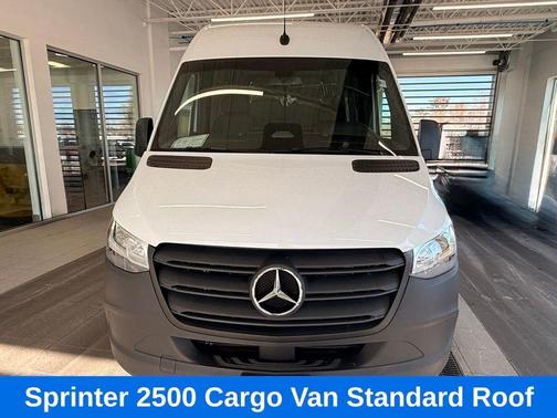 2025 Mercedes-Benz Sprinter 2500 144 WB