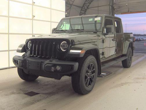 Sarge Green Clearcoat 2022 Jeep Gladiator Sport