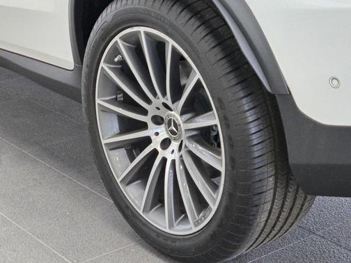 2019 Mercedes-Benz GLC 300 4MATIC Coupe