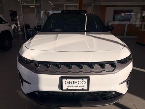 2025 Jeep Wagoneer S Limited