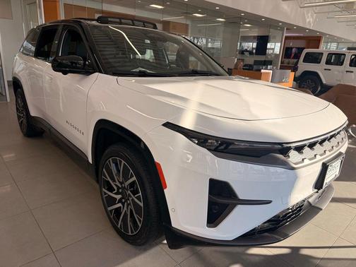 2025 Jeep Wagoneer S Limited