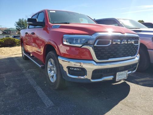 2025 RAM 1500 Big Horn/Lone Star