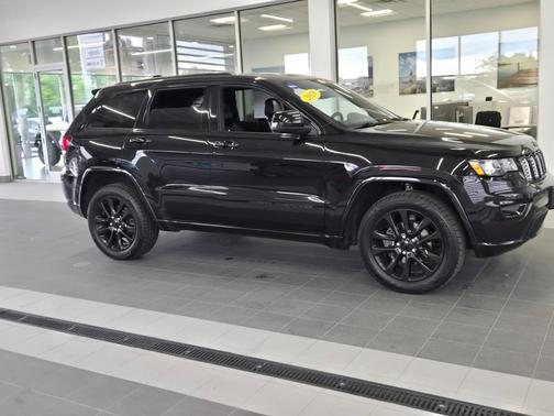 2018 Jeep Grand Cherokee Altitude