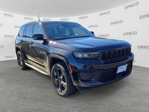 2023 Jeep Grand Cherokee Altitude