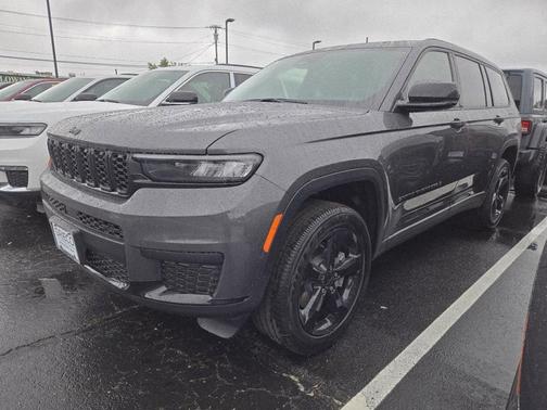 2025 Jeep Grand Cherokee L Laredo