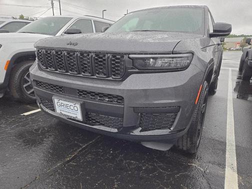 2025 Jeep Grand Cherokee L Laredo