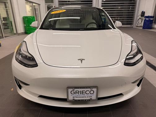 2019 Tesla Model 3 Long Range