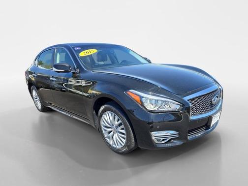 2015 INFINITI Q70L 3.7X