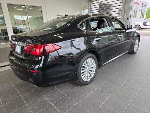 2015 INFINITI Q70L 3.7X