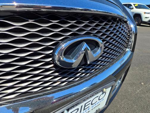 2015 INFINITI Q70L 3.7X