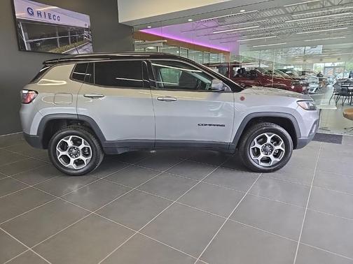 2022 Jeep Compass Trailhawk