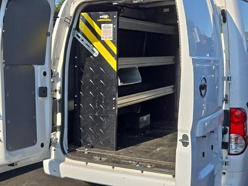 2020 Nissan NV200 SV