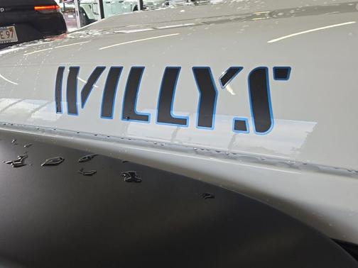 2025 Jeep Wrangler 4xe Sport