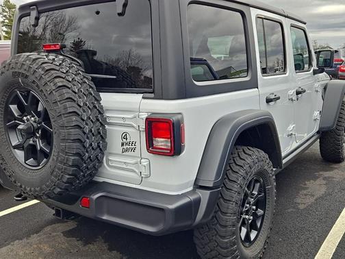 Bright White Clearcoat 2025 Jeep Wrangler 4xe Sport