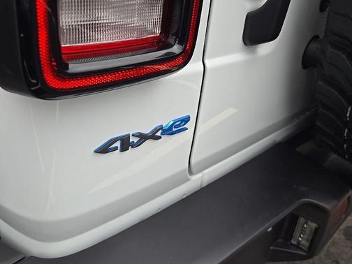 Bright White Clearcoat 2025 Jeep Wrangler 4xe Sport