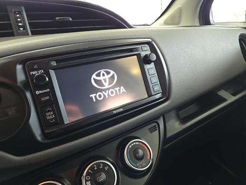 2016 Toyota Yaris L