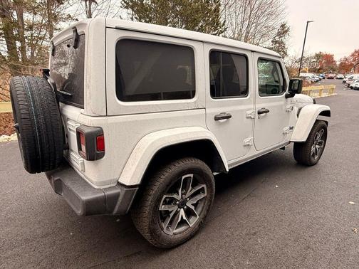 2024 Jeep Wrangler 4xe Sport