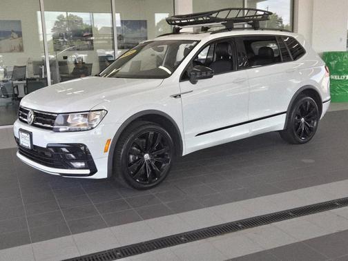 2021 Volkswagen Tiguan 2.0T SE R-Line Black