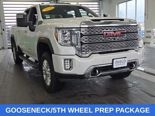 White Frost Tri-Coat 2021 GMC Sierra 2500 Denali