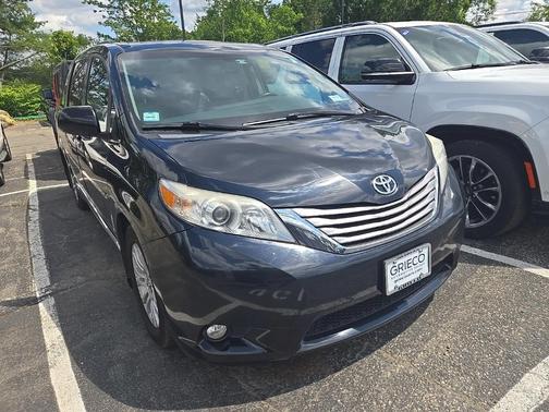 2017 Toyota Sienna L