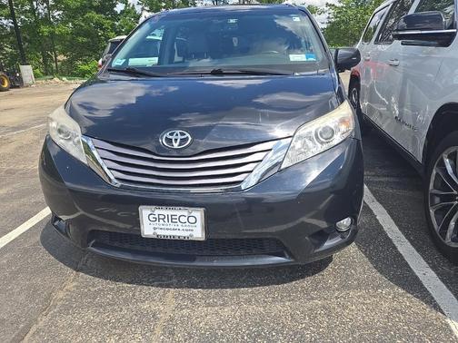 2017 Toyota Sienna L