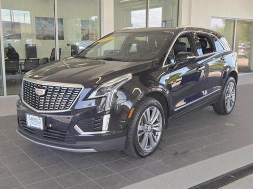 2020 Cadillac XT5 Premium Luxury