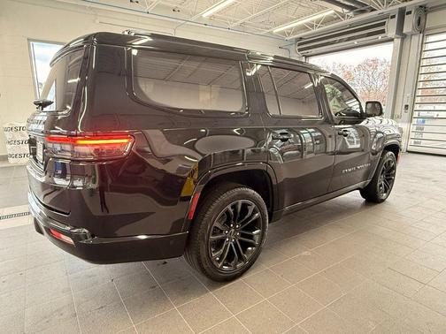 2024 Jeep Grand Wagoneer Series III