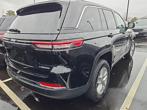 2025 Jeep Grand Cherokee Laredo X