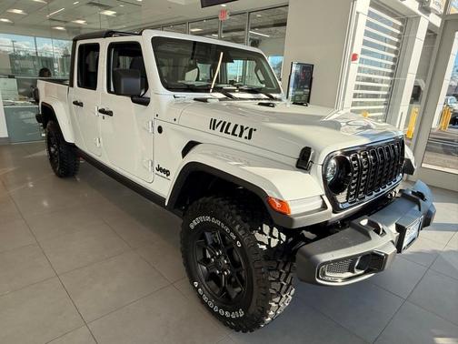 2026 Jeep Gladiator Sport